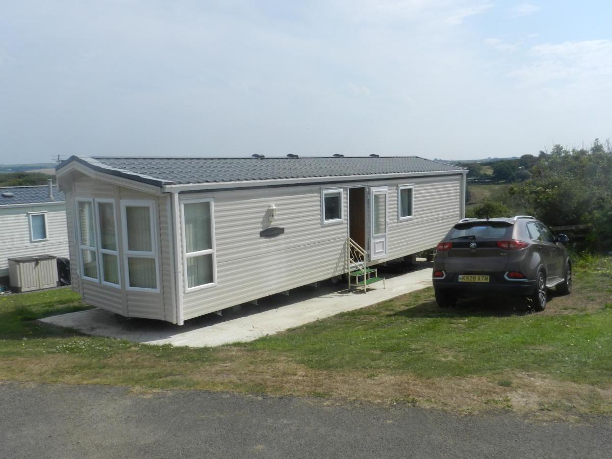 Cwtch Caravans Little Haven Eksteriør billede